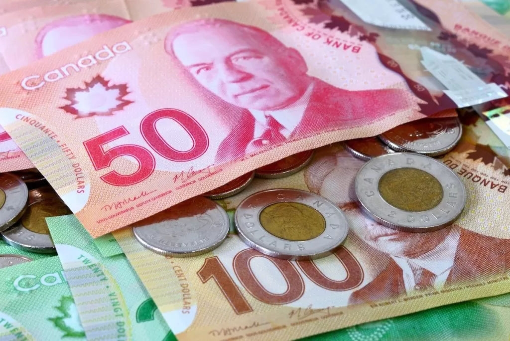 Illustration showing Canada Pension Plan payment, relevant for Ontario residents in June 2025