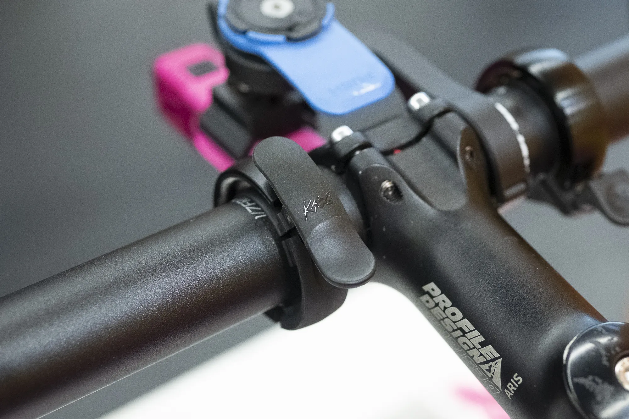 Close-up view of the Knog Prima bike bell's new hammer mechanism designed for easier activation and louder sound.