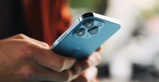 Person typing notes into a mobile app, representing using ChatGPT as a notes replacement